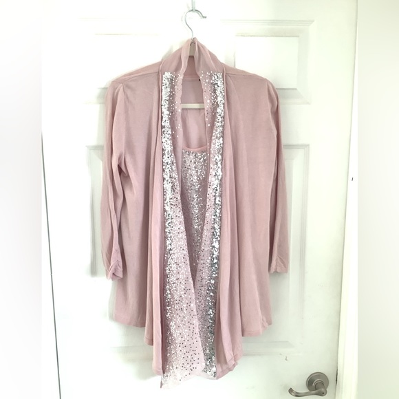 White House Black market 2 ps sweater set . - Picture 5 of 16